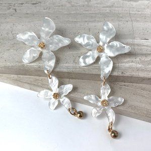 NEW~ Anthropologie Double White Flower Drop Earrings
